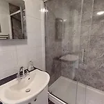 View Modern,stylish,4 Beds, Balcony Апартаменты