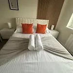 Appartement View Modern,stylish,4 Beds, Balcony *