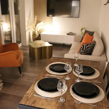דירה View Modern,stylish,4 Beds, Balcony *