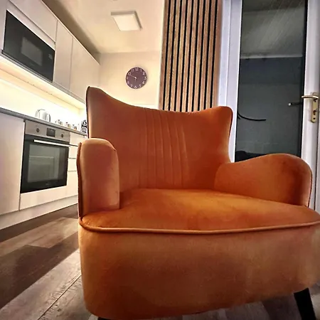 View Modern,stylish,4 Beds, Balcony דירה באונס-און-ווינדרמיר