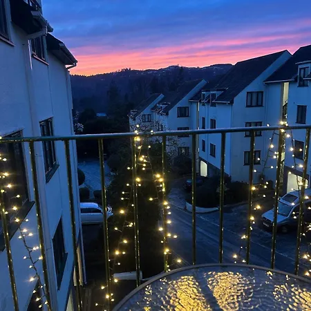 View Modern,stylish,4 Beds, Balcony * 鲍内斯温德米尔